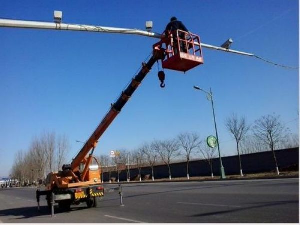 珠海市吊车租赁公司_吊车租赁工作流程中怎样确保安全?